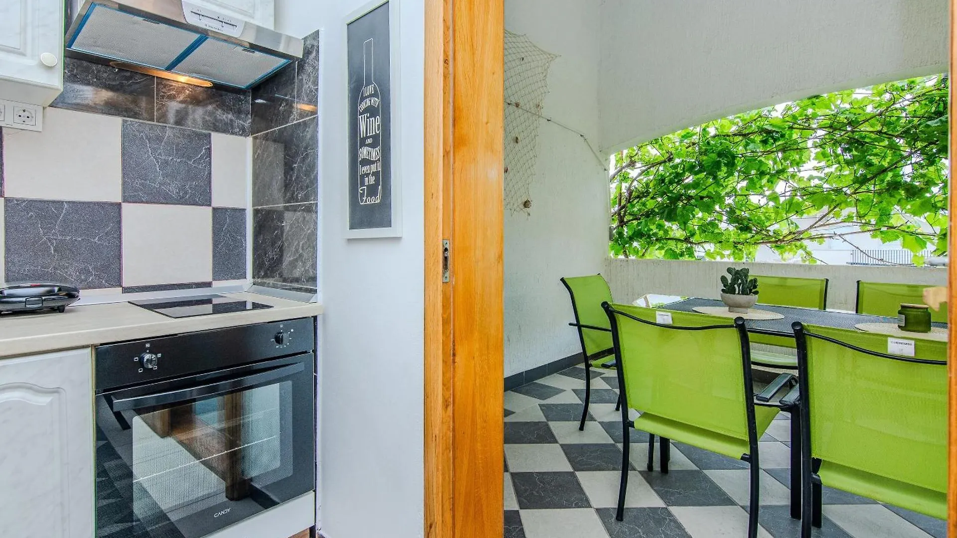 Apartment Pisacic Vir