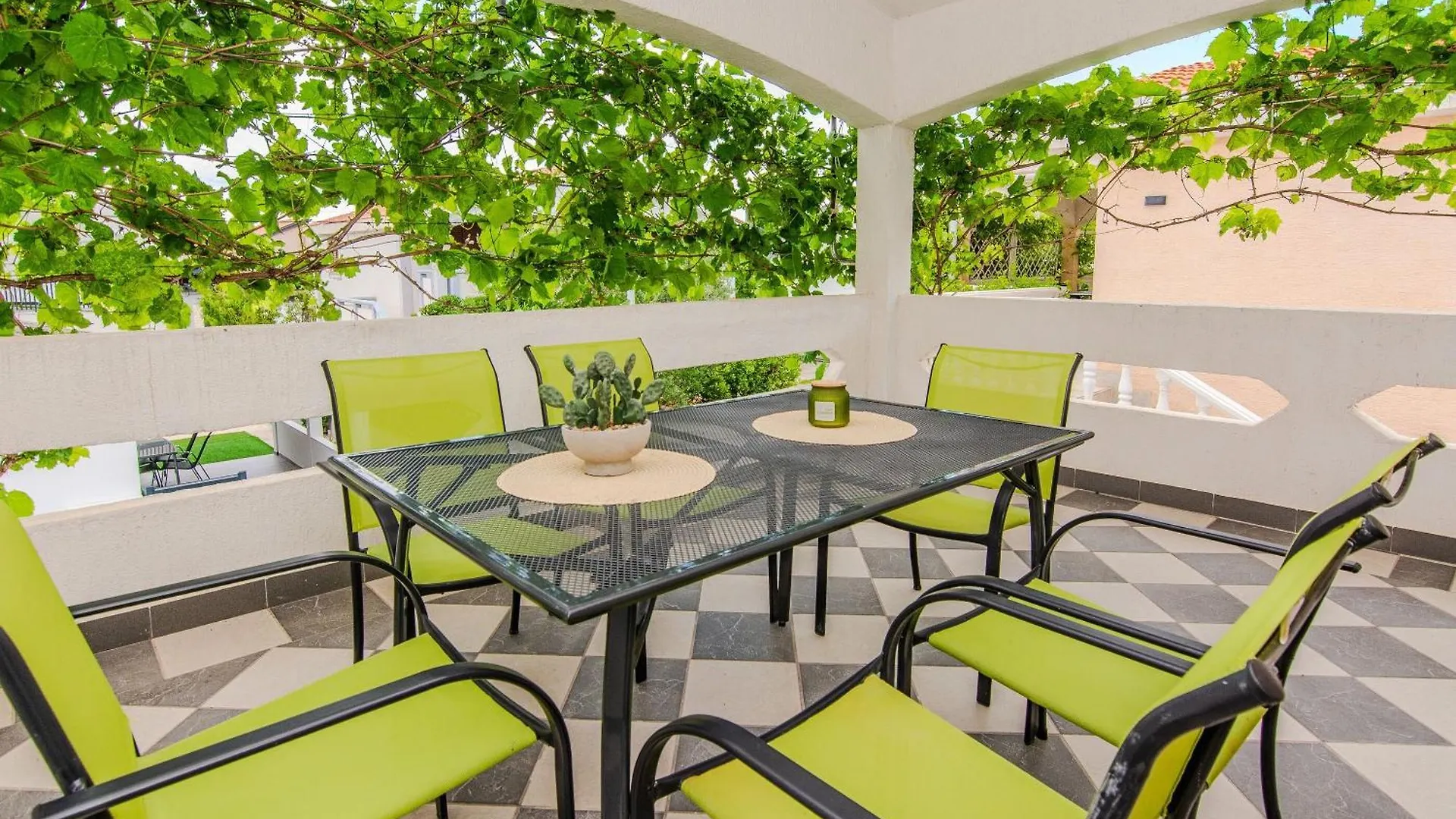 Apartment Pisacic Vir 0*,  Croácia